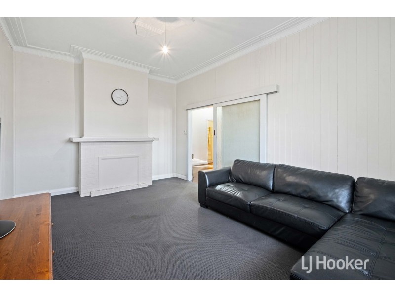 16 Ogden Street, Collie WA 6225