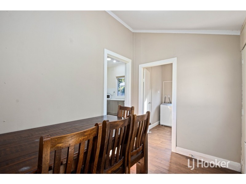 16 Ogden Street, Collie WA 6225