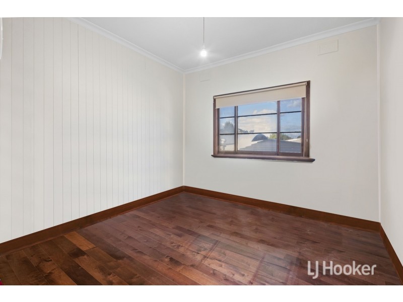 16 Ogden Street, Collie WA 6225