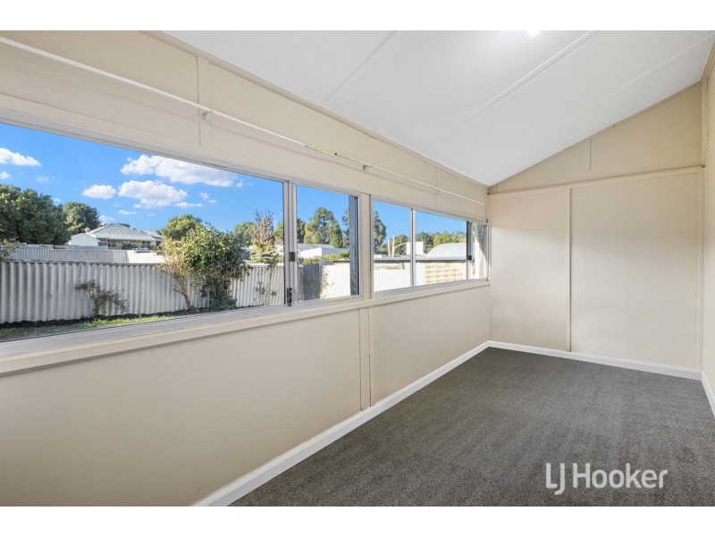 16 Ogden Street, Collie WA 6225
