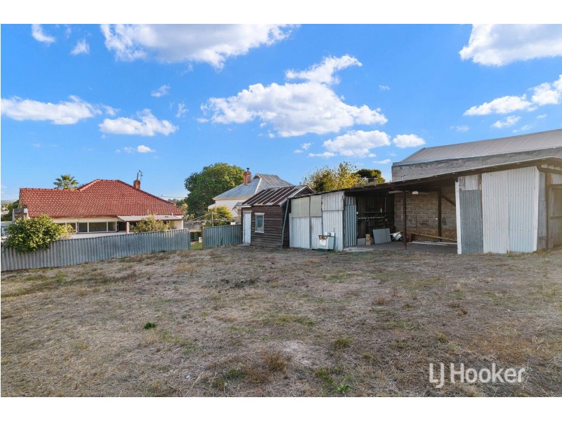 16 Ogden Street, Collie WA 6225
