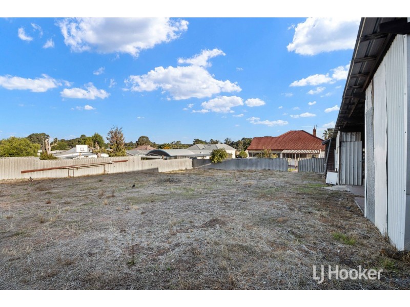 16 Ogden Street, Collie WA 6225