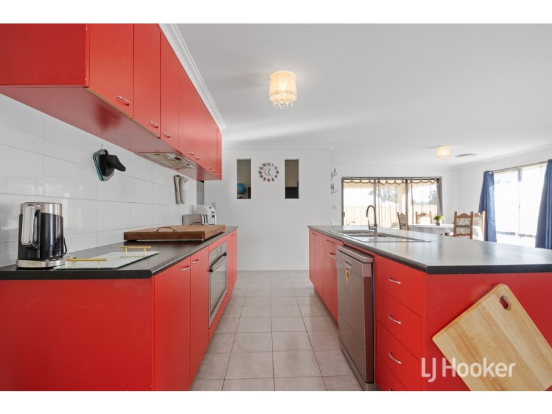 19 Advance Road, Dalyellup WA 6230