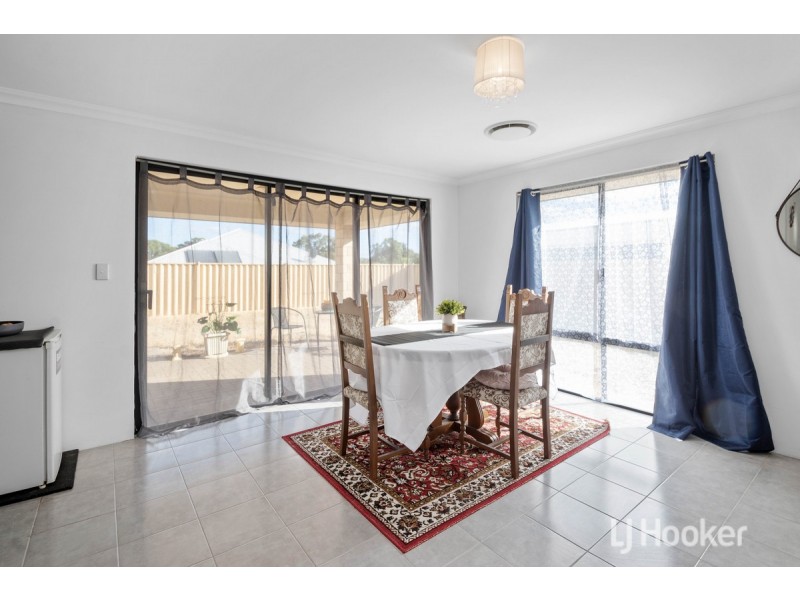 19 Advance Road, Dalyellup WA 6230