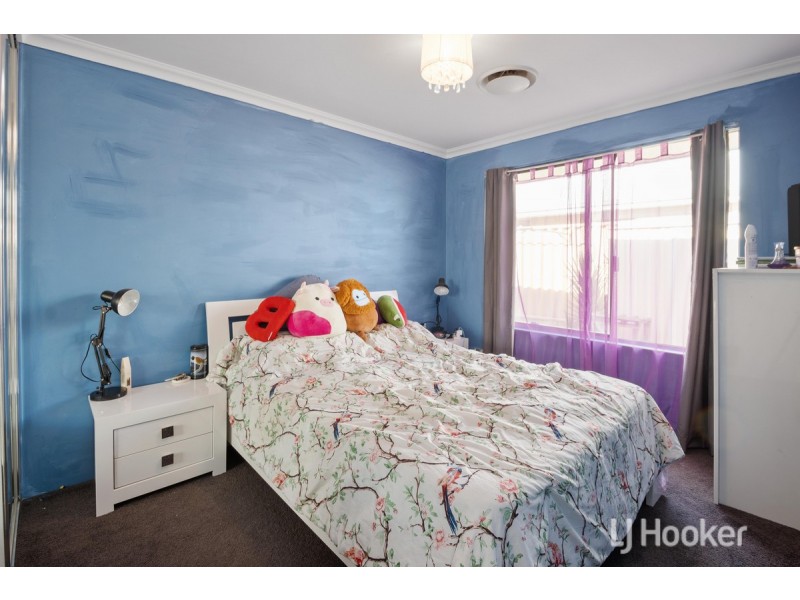 19 Advance Road, Dalyellup WA 6230