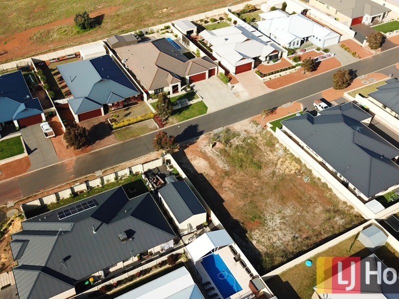 8 Wagtail Way, Collie WA 6225