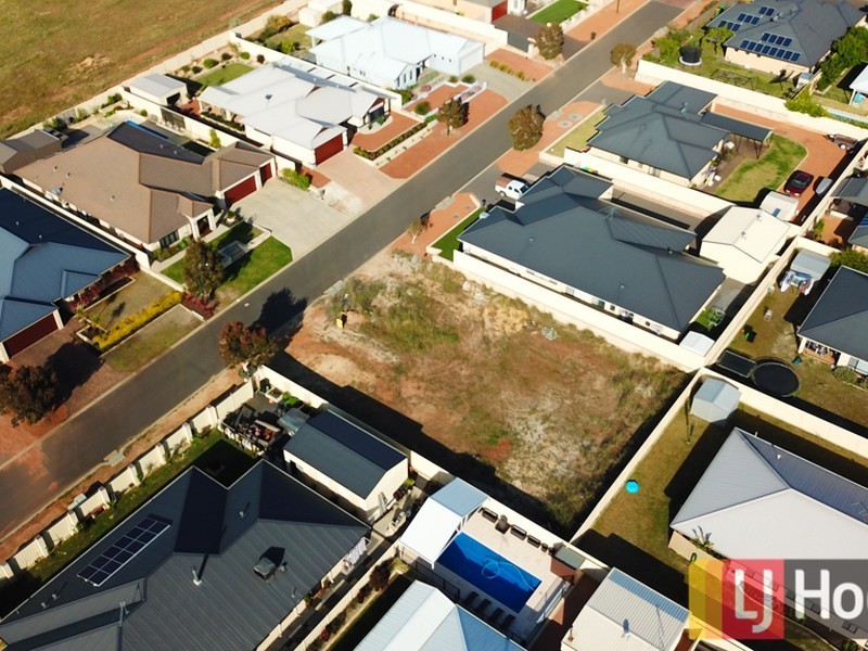 8 Wagtail Way, Collie WA 6225