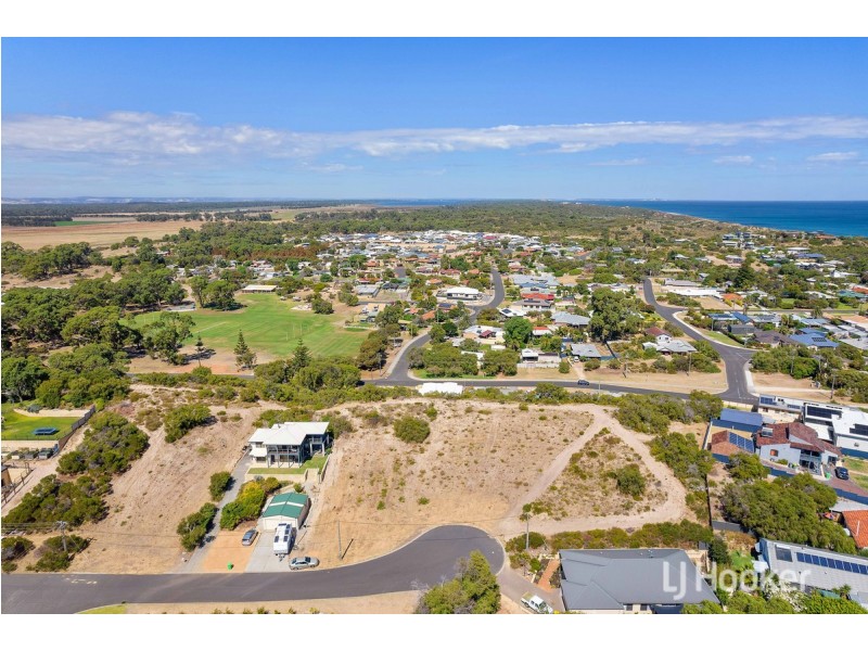 16 Ashton Road, Binningup WA 6233