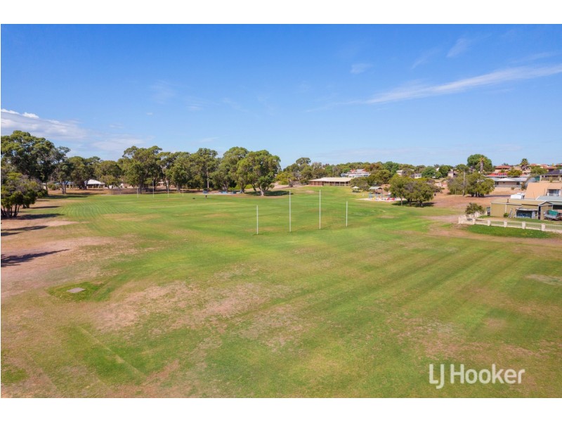 16 Ashton Road, Binningup WA 6233