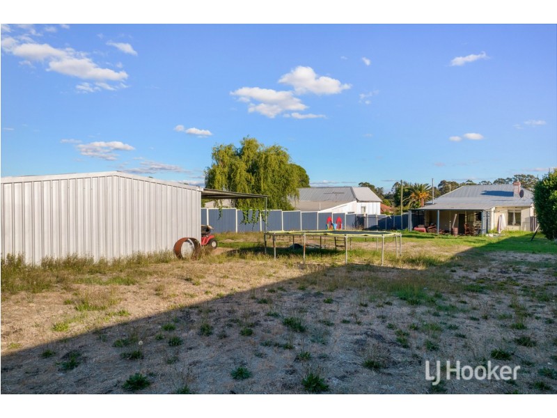 10 Ogden Street, Collie WA 6225