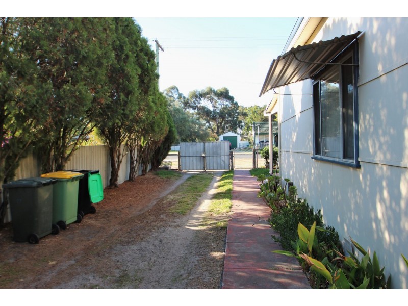 77 Coombes Street, Collie WA 6225