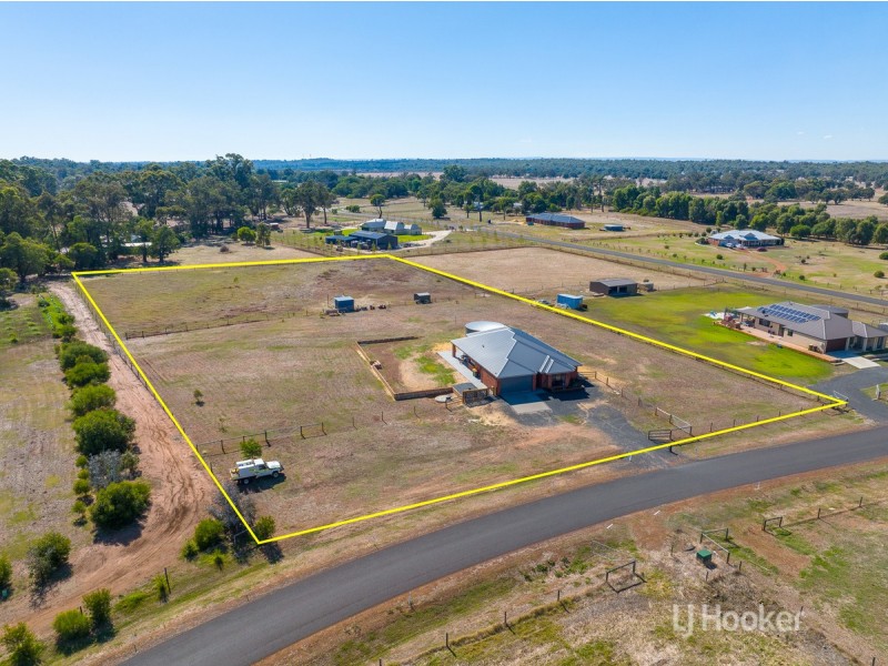 251 Bourne Loop, Stratham WA 6237