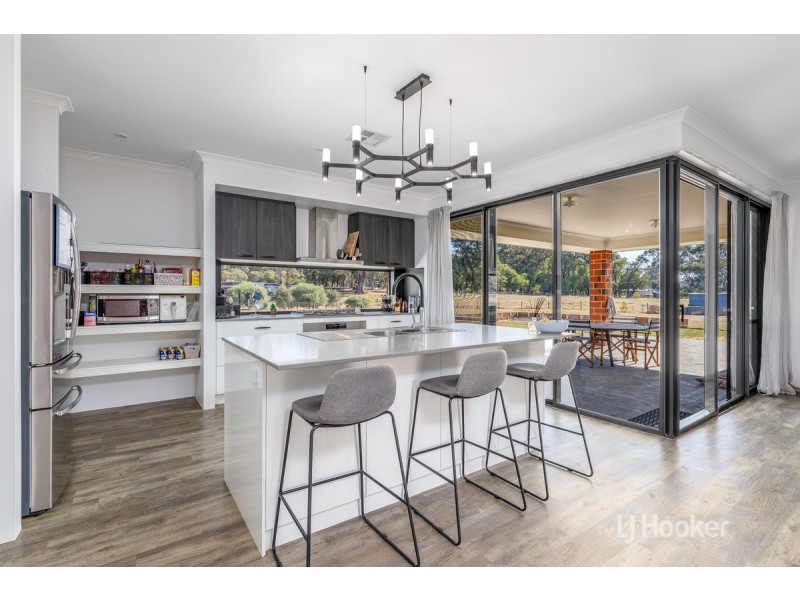251 Bourne Loop, Stratham WA 6237