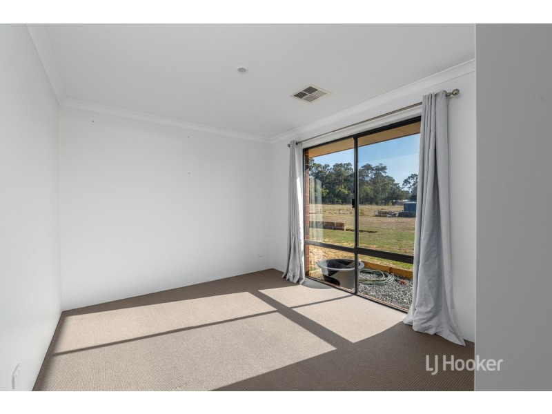 251 Bourne Loop, Stratham WA 6237