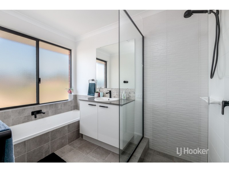 251 Bourne Loop, Stratham WA 6237