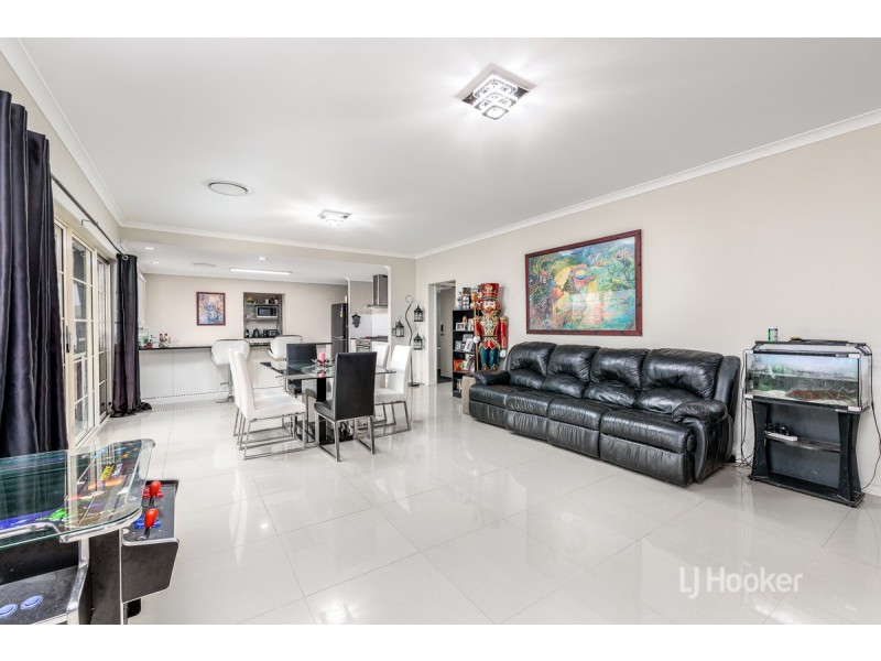 7 Hyandra Court, Millbridge WA 6232
