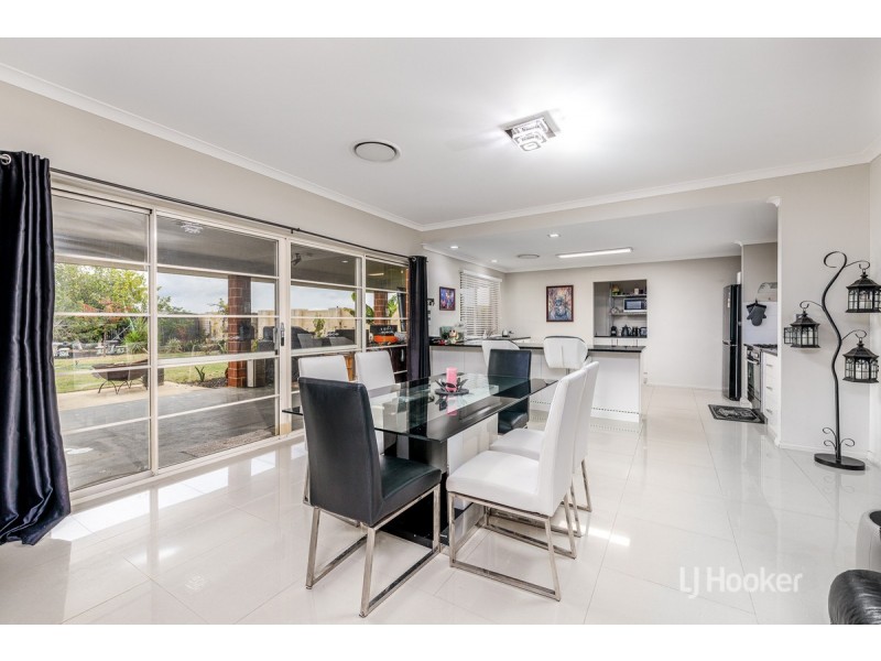 7 Hyandra Court, Millbridge WA 6232