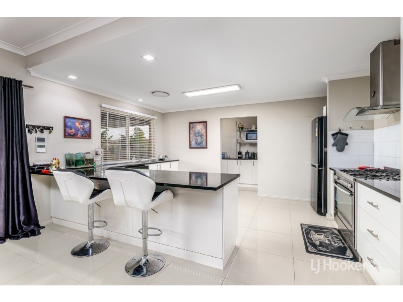 7 Hyandra Court, Millbridge WA 6232