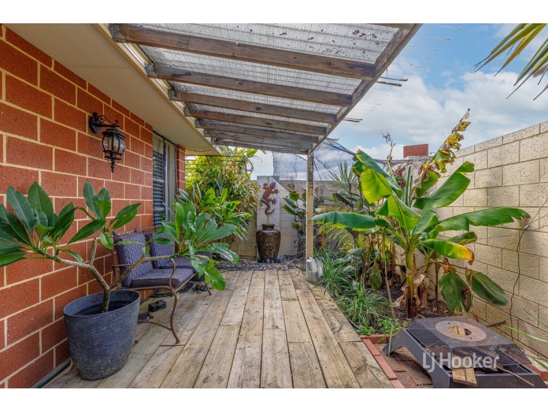 7 Hyandra Court, Millbridge WA 6232