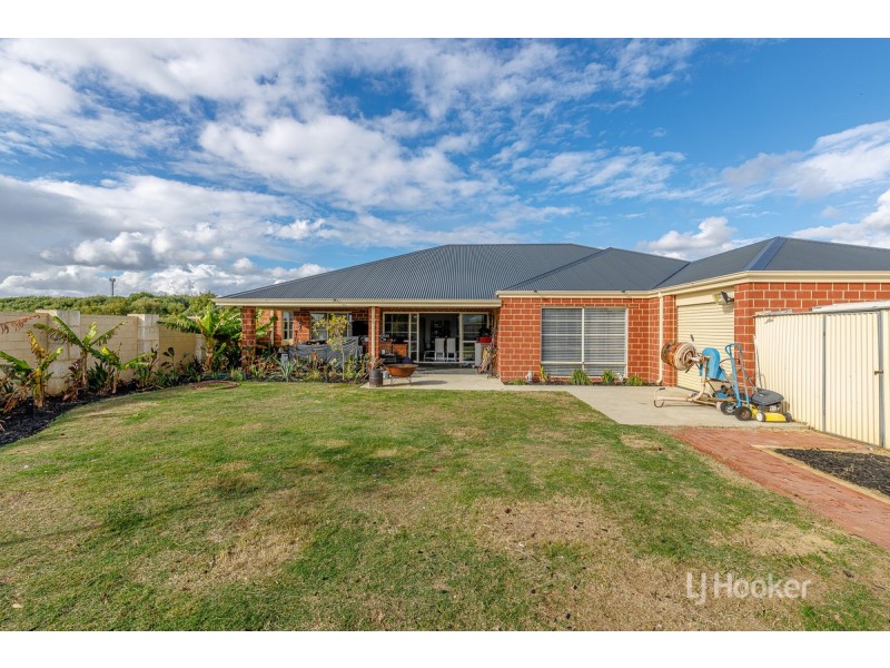 7 Hyandra Court, Millbridge WA 6232