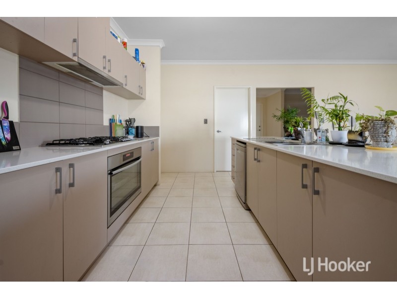 11 Citrine Street, Australind WA 6233