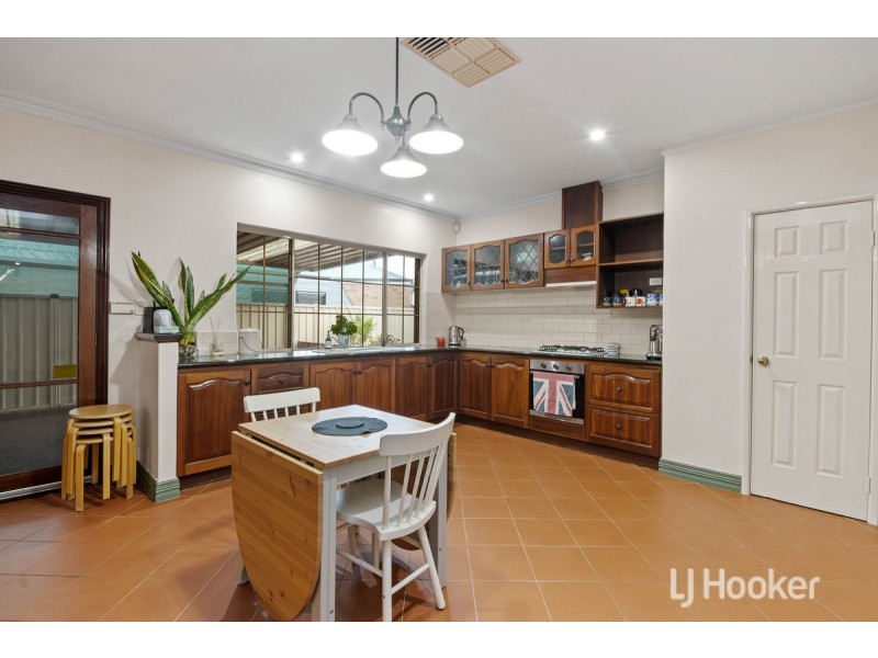 20 Turnberry Way, Pelican Point WA 6230