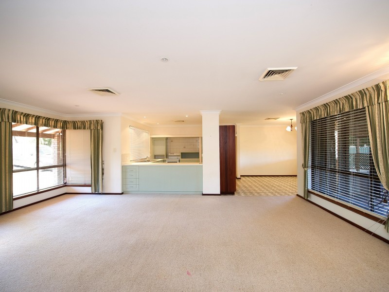 61 Pratt Road, Eaton WA 6232