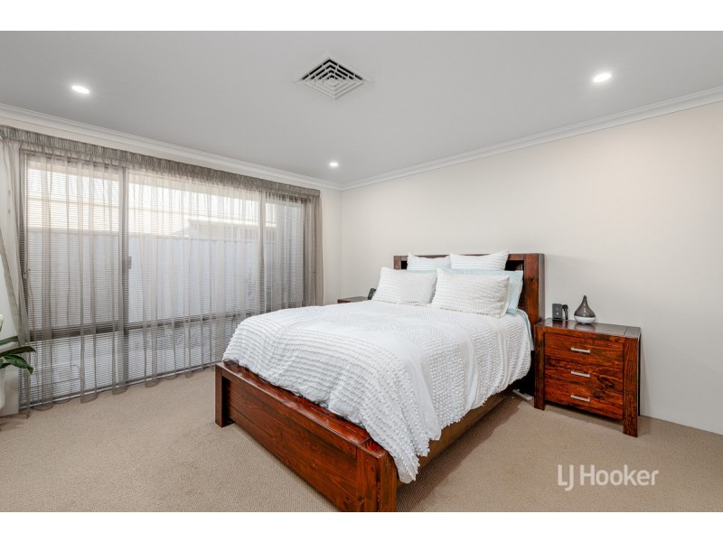 17 Grandite Fairway, Australind WA 6233