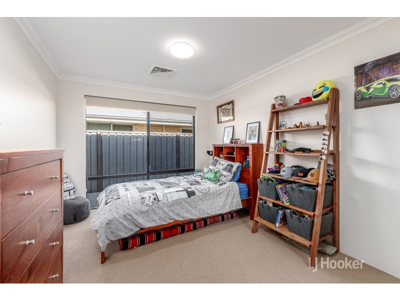 17 Grandite Fairway, Australind WA 6233