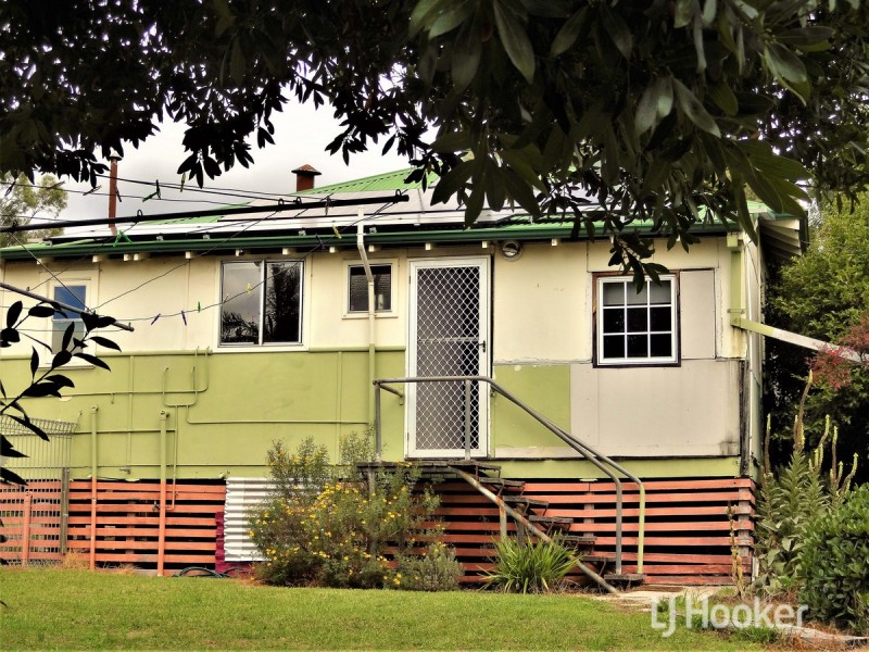 18 Caulfield Street, Collie WA 6225