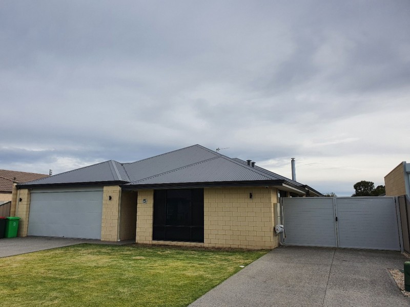 5 Binfield Street, Australind WA 6233