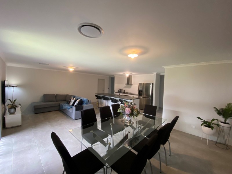 4 Groundlark Road, Australind WA 6233