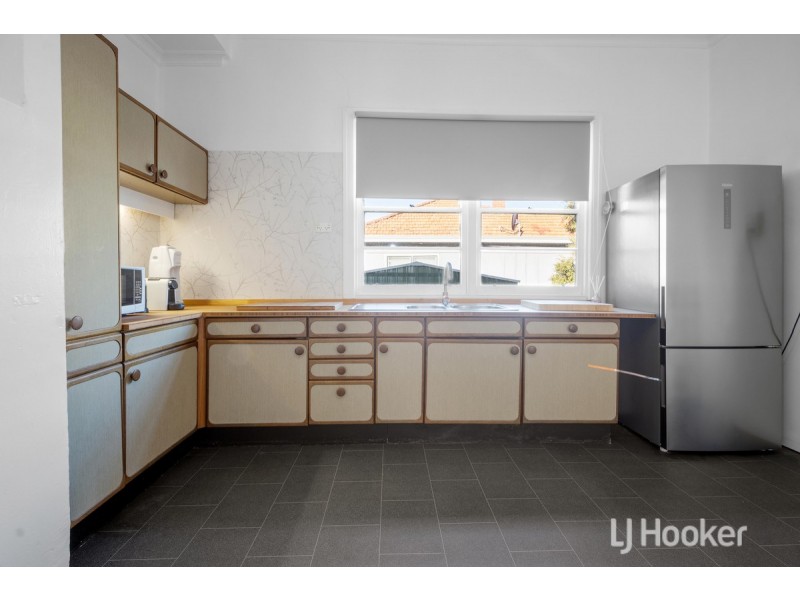 10 Doyle Street, Collie WA 6225