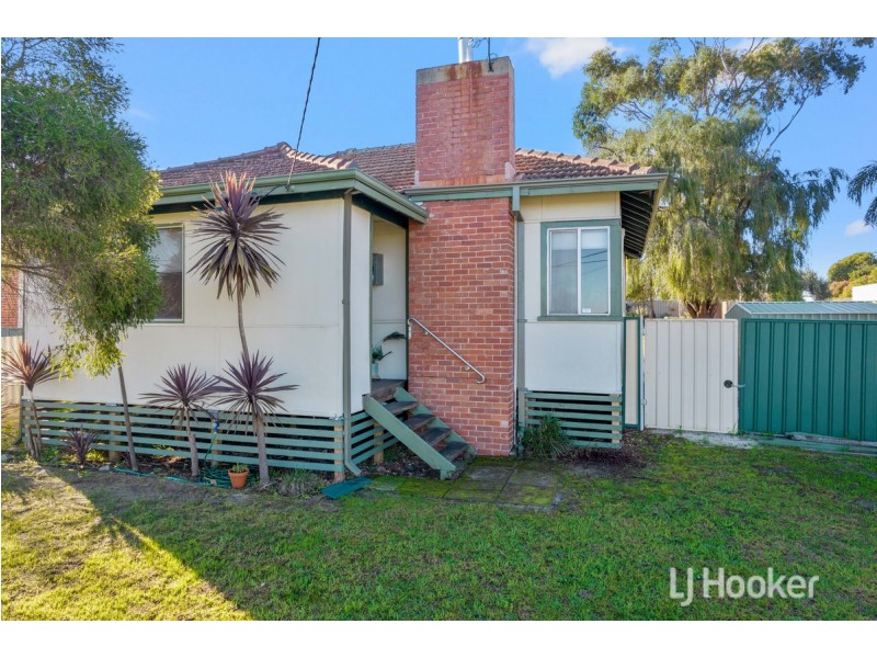 10 Doyle Street, Collie WA 6225