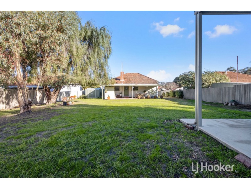 10 Doyle Street, Collie WA 6225