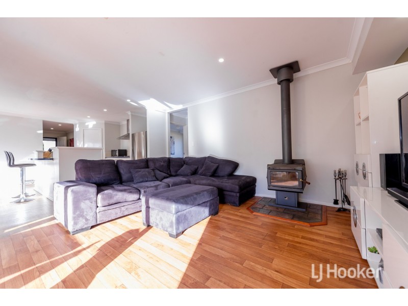 14 Polwarth Circuit, Eaton WA 6232