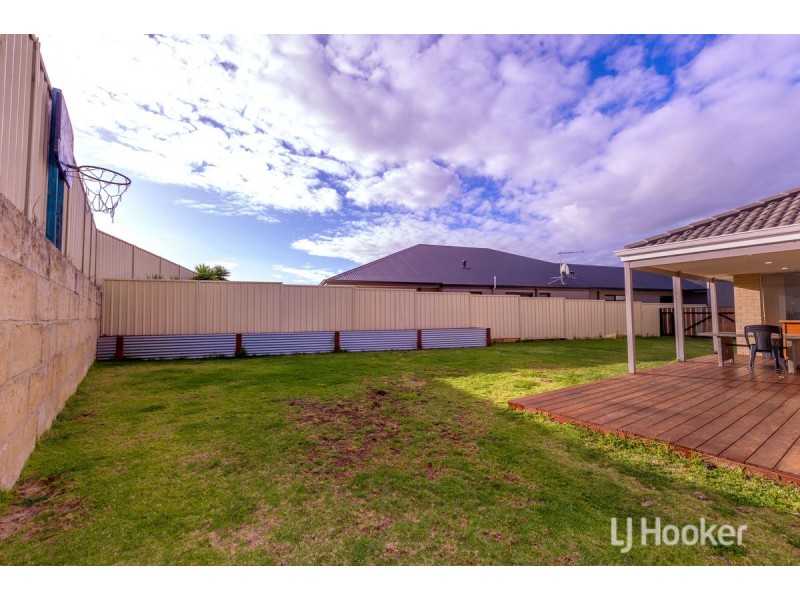 14 Polwarth Circuit, Eaton WA 6232