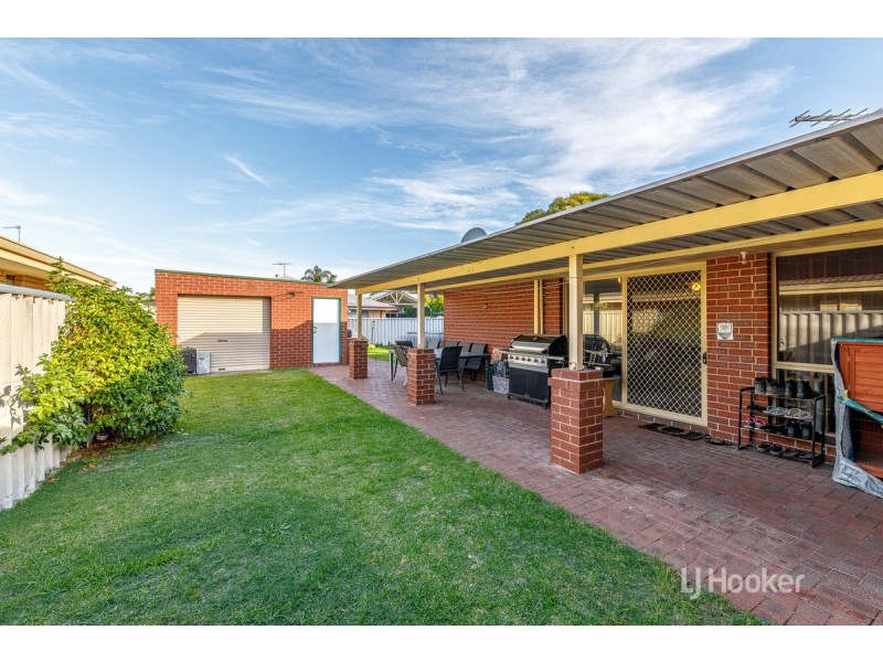 27 Lofthouse Avenue, Eaton WA 6232