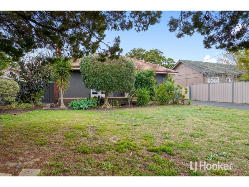 32 Balgore Way, Carey Park WA 6230