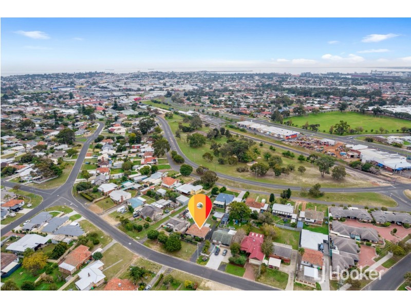 32 Balgore Way, Carey Park WA 6230