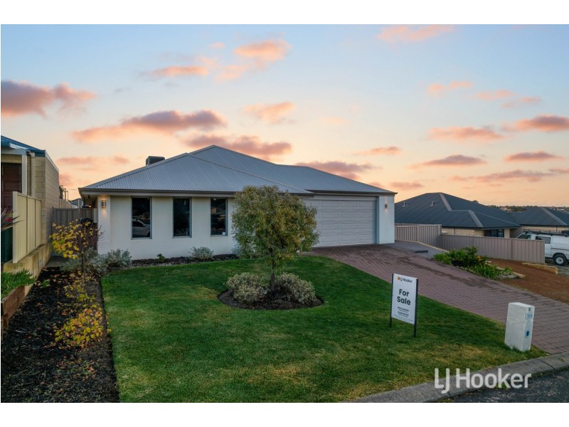 16 Robinia Rise, Collie WA 6225