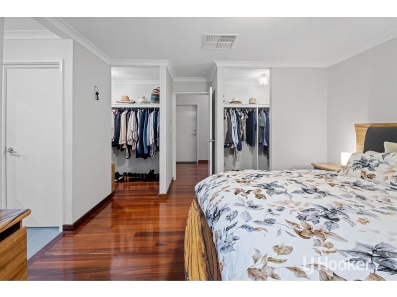 16 Robinia Rise, Collie WA 6225