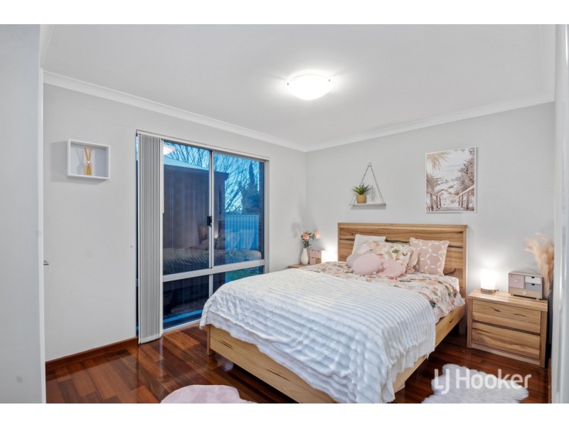 16 Robinia Rise, Collie WA 6225