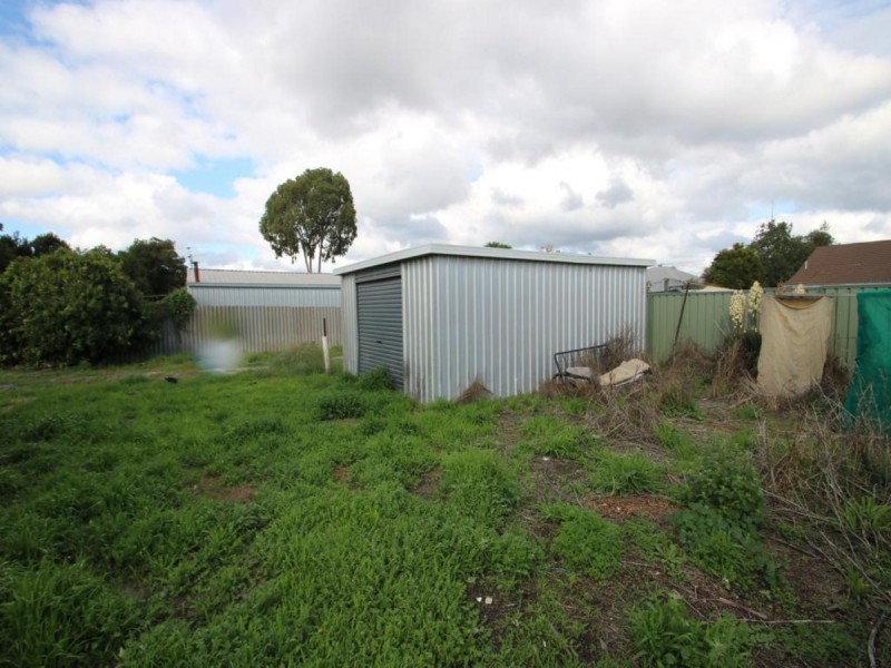 69 Coombes Street, Collie WA 6225