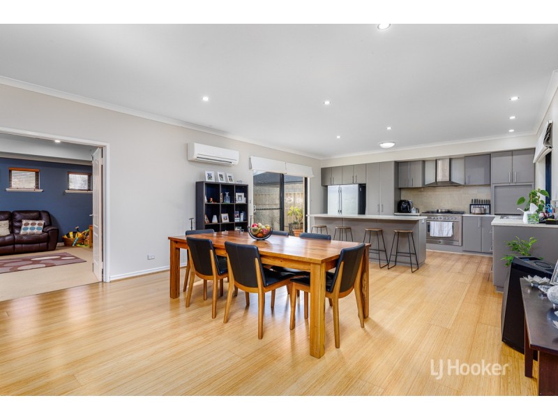 3 McKenzie Crescent, Dalyellup WA 6230