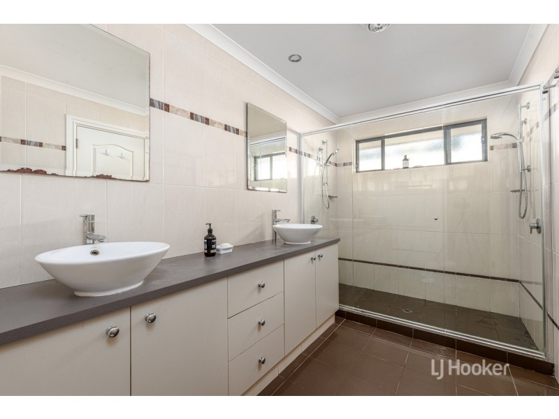 3 McKenzie Crescent, Dalyellup WA 6230