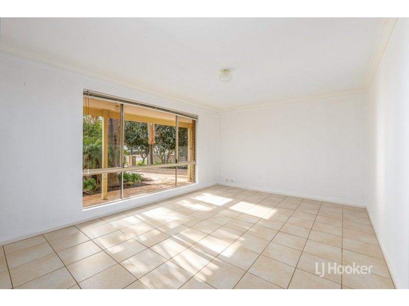 2 Kingfisher Terrace, Australind WA 6233