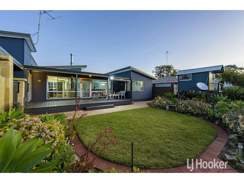 14 Dawson Avenue, Abbey WA 6280