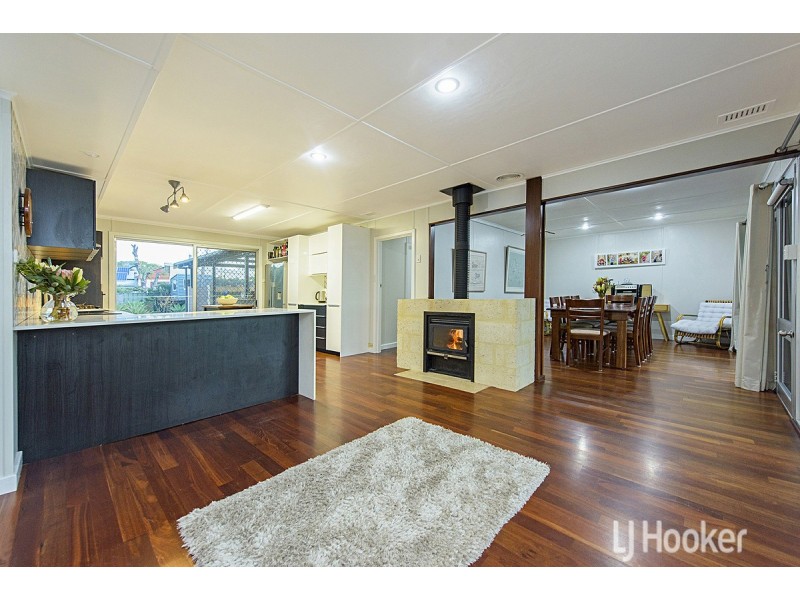 14 Dawson Avenue, Abbey WA 6280