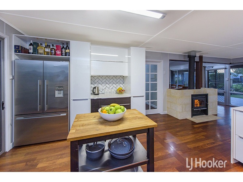 14 Dawson Avenue, Abbey WA 6280